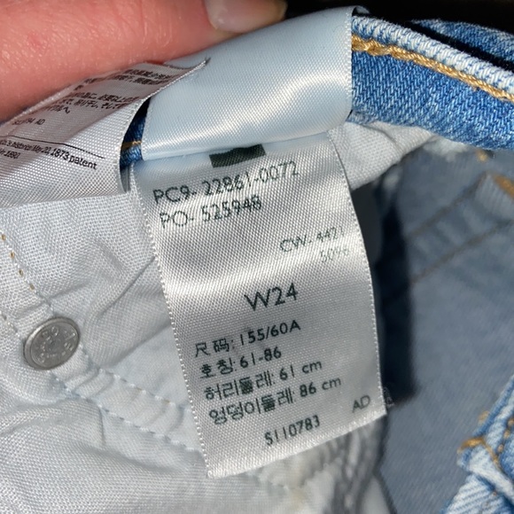 Levi’s Wedgie Jeans - Picture 5 of 5